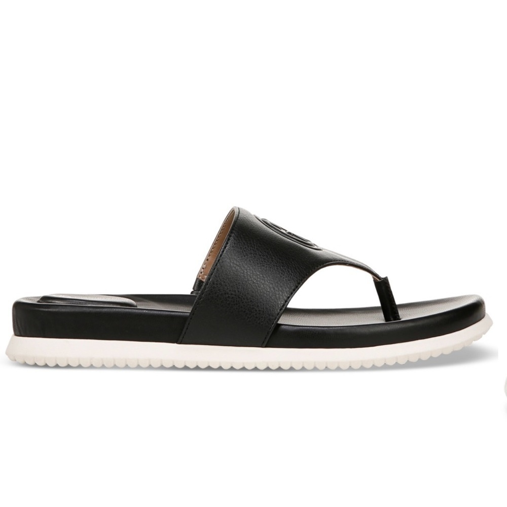 NWT Giani Bernini
Women's Cindey Memory Foam Sport Thong Flat Sandals - Picture 2 of 8